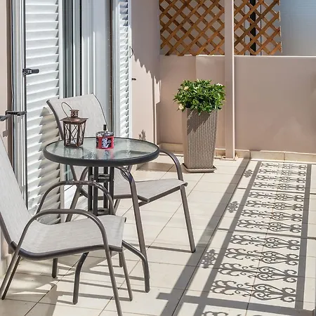 Beautiful City Center Apartments Zakynthos Town Exterior photo