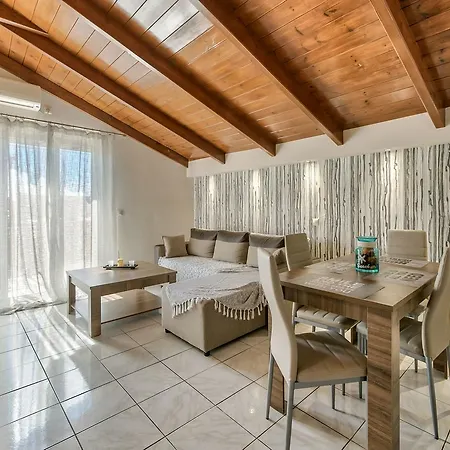 Beautiful City Center Apartments Zakynthos Town Exterior photo
